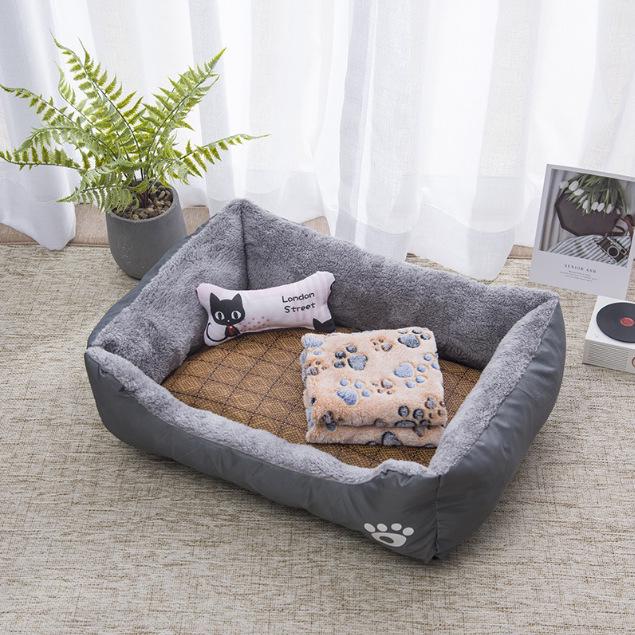Winter Thickened Pet Bed for Dogs & Cats - Warm, Cozy Mat for Large & Medium Pets