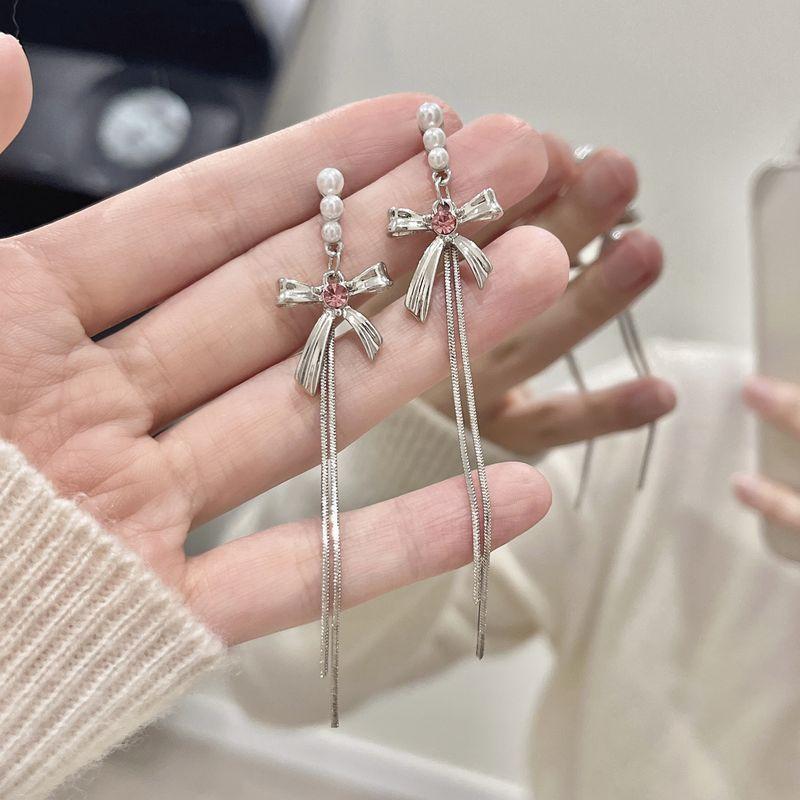 Sweet Bows Pearl Tassel Earrings Women's Niche Design Classy Ear Studs 2024 New Arrival Trendy Earrings