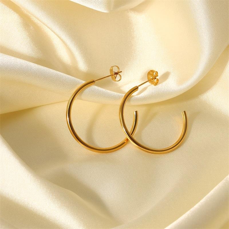 Minimalist Stainless Steel Hoop Earring Trendy Metal Big Hoop Earrings Geometric Round Fashion Popular Jewelry