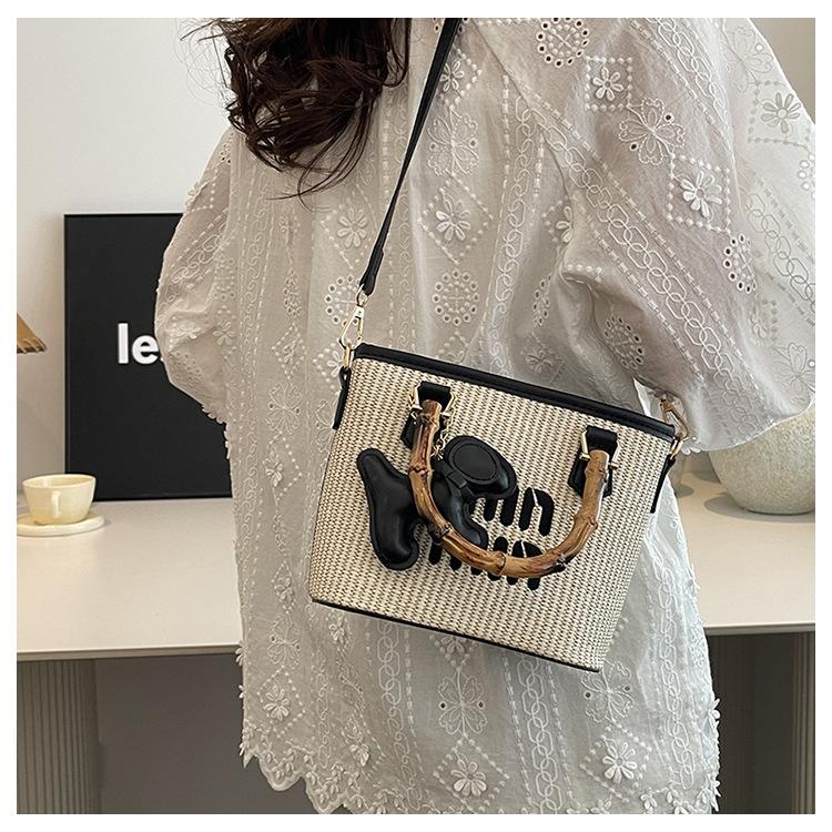 Straw bag women's popular niche design women's bamboo bag women's shoulder messenger bag summer seaside beach bag