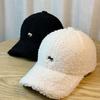 New Lamb Velvet Embroidered Little Fox Autumn and Winter Baseball Hat for Men and Women with Wide Brim and Face Shaped Small Duck Cap
