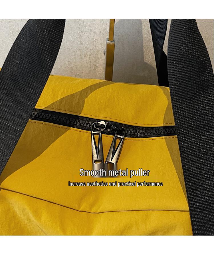 Women's Large Capacity Fashion Travel Duffle Bag - Lightweight Handheld for Sports, Fitness, and Short Trips