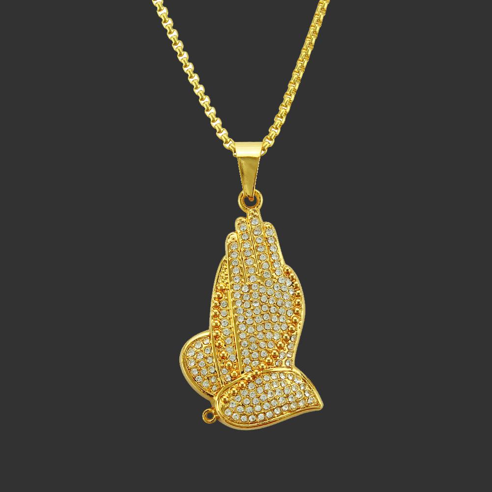 Rap Singer Exaggerates Diamond Studded Prayer Hand Pendant Necklace On European and American Streets
