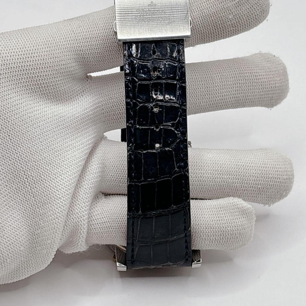 Used Box included, beautiful condition, Vivienne Westwood VW-2097 chronograph, Kiss Me Once, leather, Orb