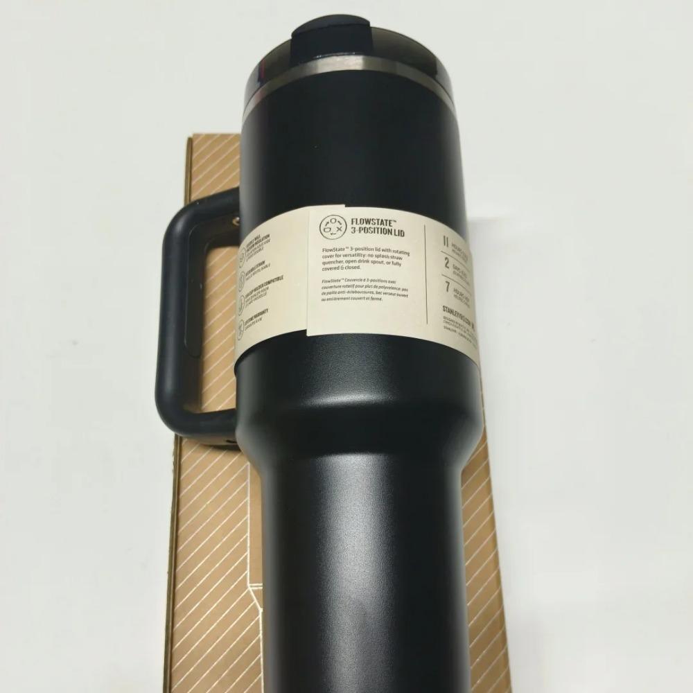 2025 Handle Straw Lid Stainless Steel 30oz/40oz Vacuum Insulated Car Mug Double Wall Thermal Iced Travel Cup