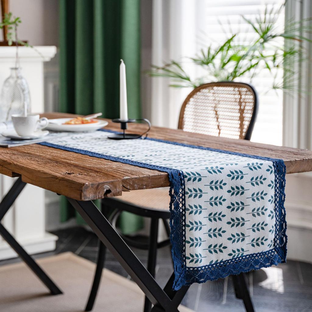 BEPAN Table Runner Printed Countryside Navy Blue Lace Blue and White Porcelain Table Tea Flag Dining Flag Long Strip
