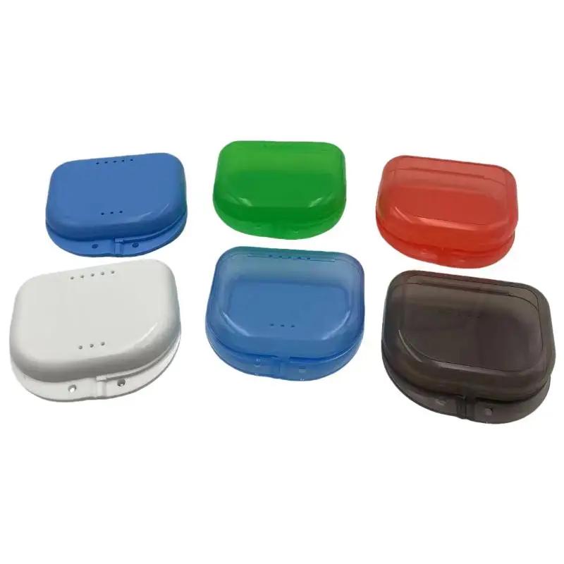 1Pcs Plastic Retainer Case Dental Denture Box Portable Braces Orthodontic Case Dental Retainer Box For Old People