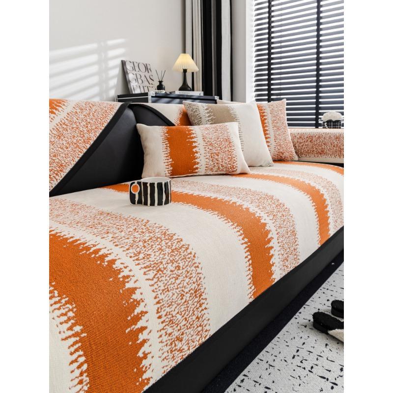 

Universal Four Seasons Sofa Cushion Anti-Scratching Non-Slip Cover Light Luxury High-Grade Straight Row Leather Sofa Protector 70*70cm
