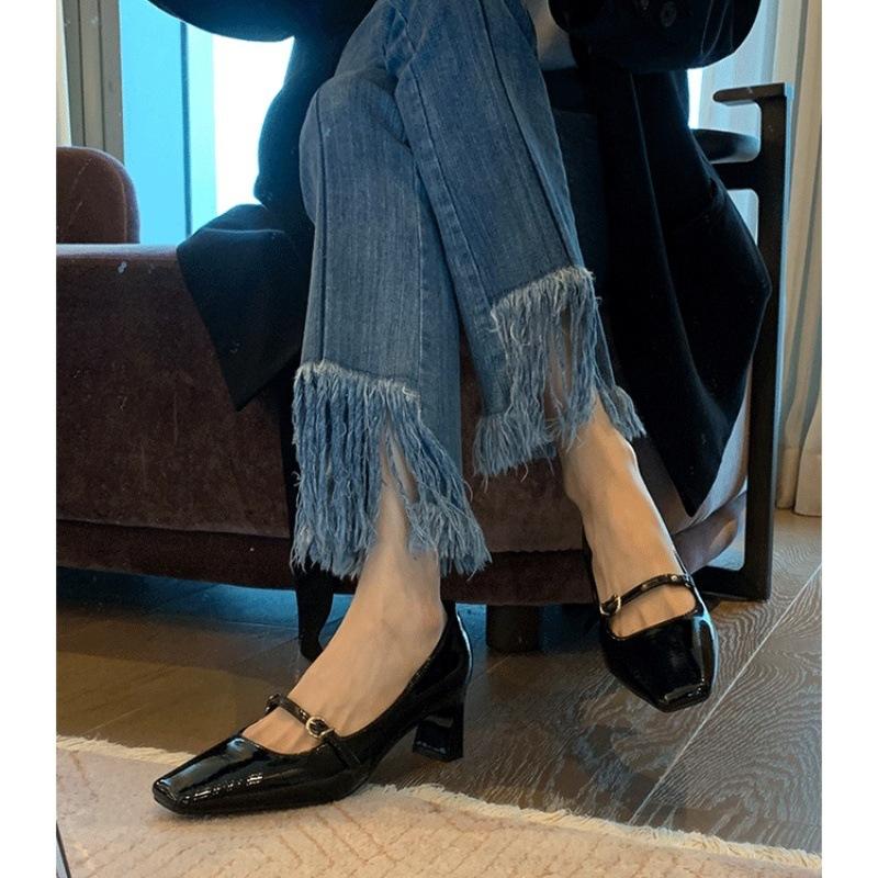 French Square Head One-word Buckle High Heels Women's 2025 New Thick Heel Single Shoes Temperament Shallow Mouth Mary Jane Women's Shoes