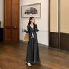 Wear a whole set of early autumn atmosphere, high-end knitted dresses, children's suits, new long dresses.