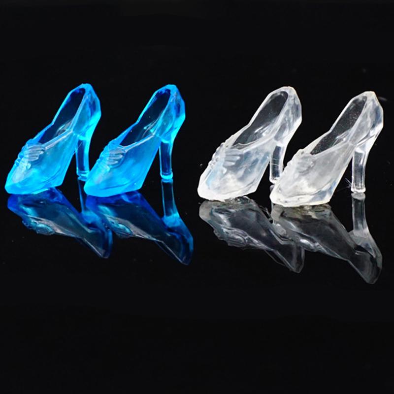 Kampanjesko høyhælte sko Barbie-sko Dukkesko Leketilbehør 1 par gjennomsiktig krystall barbie-dukke Par krystallsko