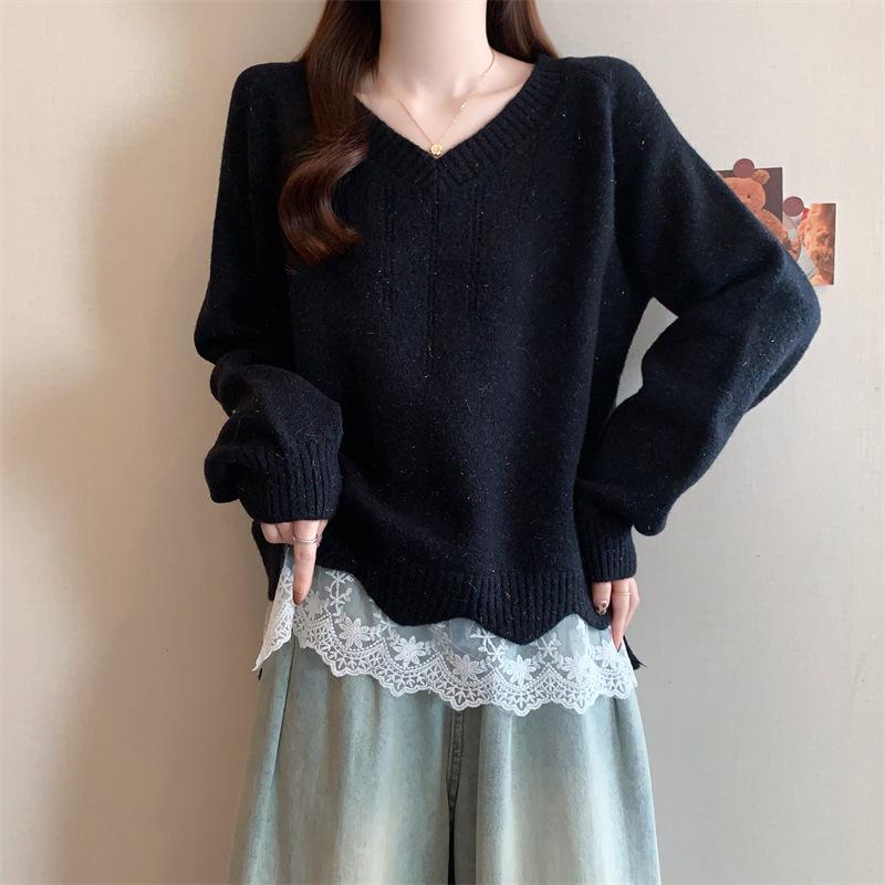 French Lace V-neck Patchwork Two-Piece Knit Sweater - Loose Fit for Autumn/Winter