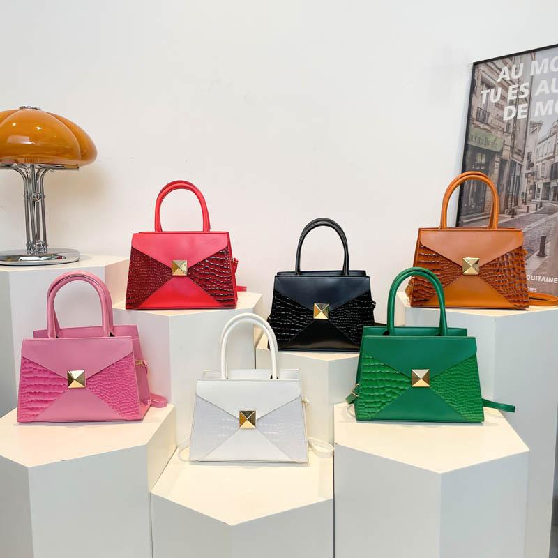 New Solid Color Crocodile Pattern Autumn Casual Fashion Splicing Large Capacity Shoulder Crossbody Handbag