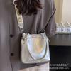 Fashion wide strap bucket bag for women 2025 new niche design crossbody bag popular commuter women's shoulder bag