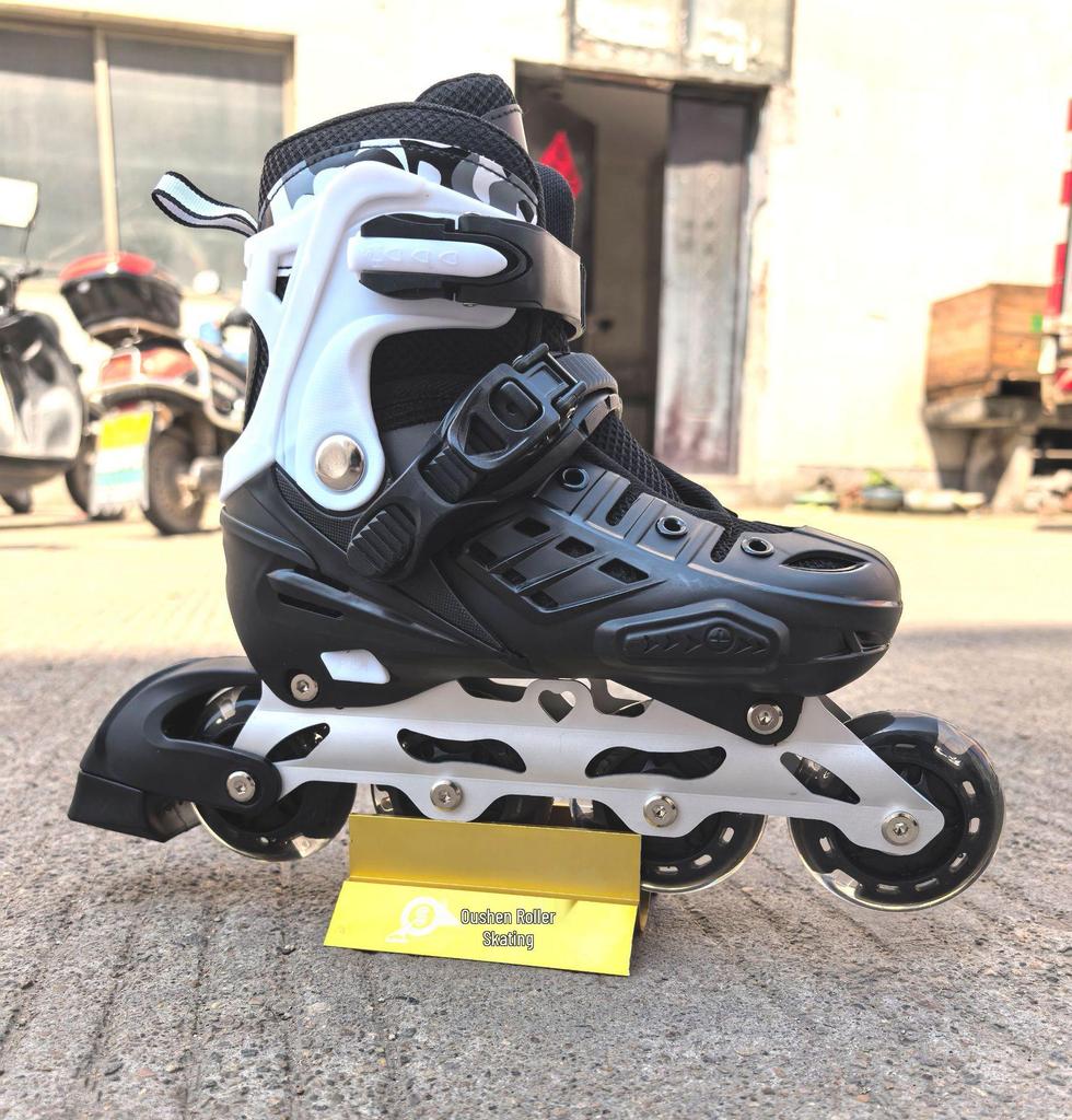 Pattini in linea Bako Hard Shell per principianti - Set completo per ragazzi, ragazze e adulti