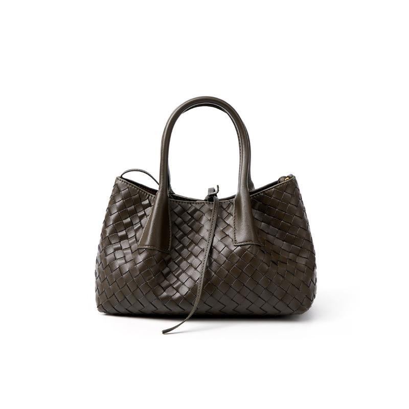 Portable Handmade Cowhide Woven Bag Niche Versatile Style Underarm Casual Fashion Large Capacity Shoulder Tote Bag