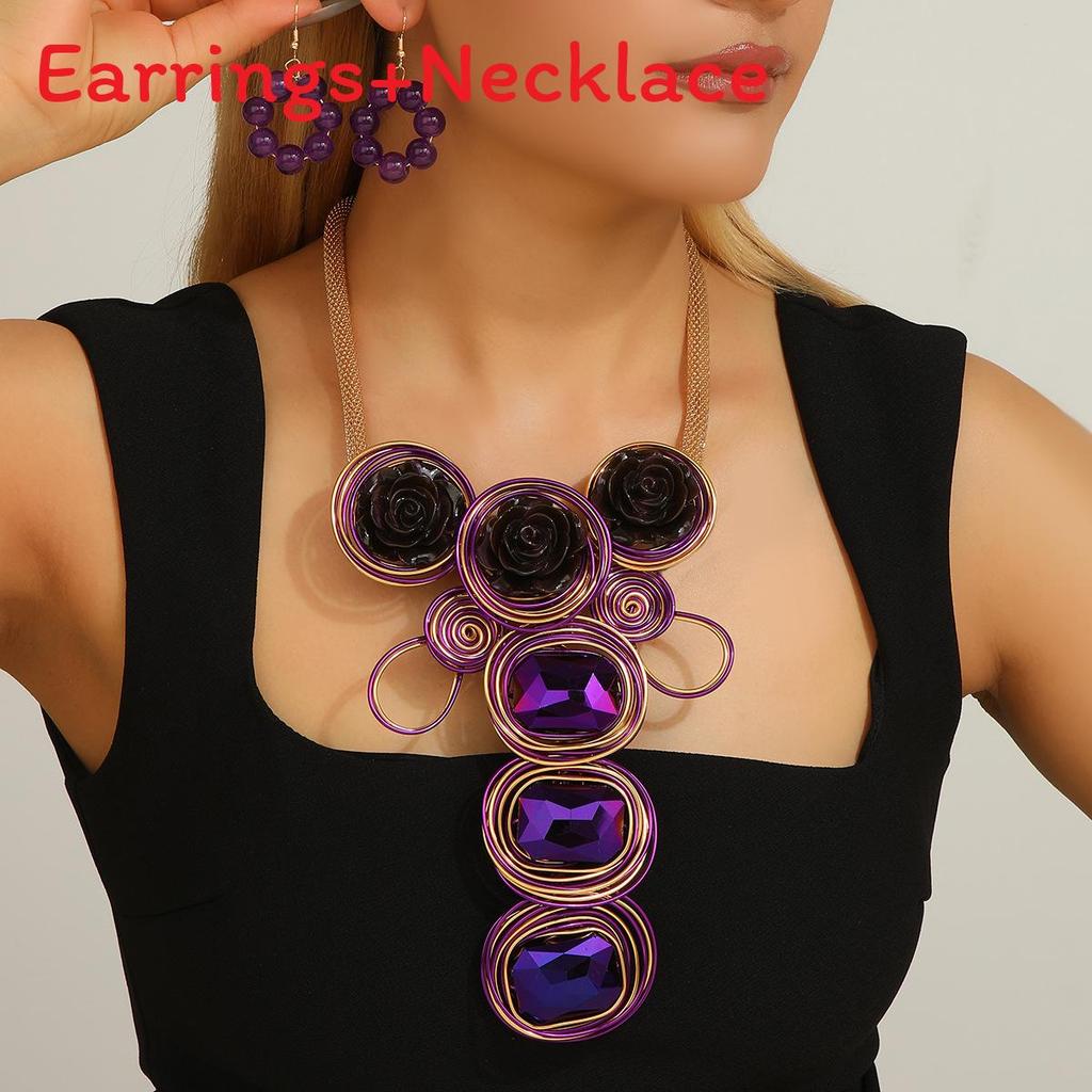 Chic Women Geometric Pendant And Earrings Set With Crystal And Resin Flowers