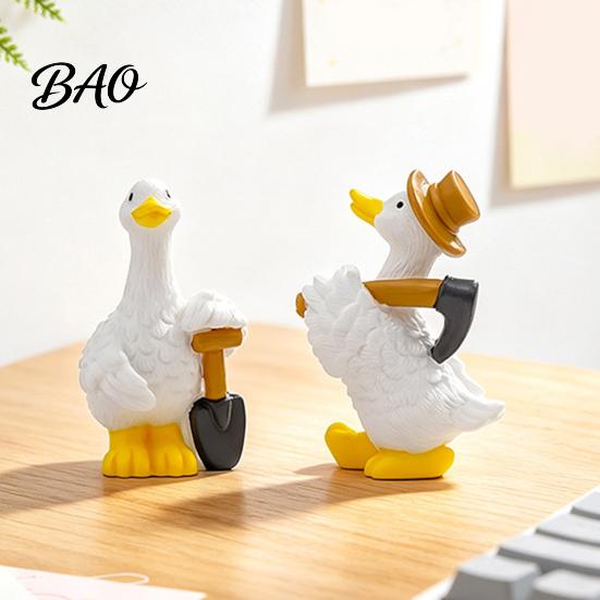 Lovely Gift for Friends Mini Garden Duck Figurine, Cute Farm Dolls, Small Desktop Home Office Decor Car Dashboard Figurines, Micro Landscape Ornaments