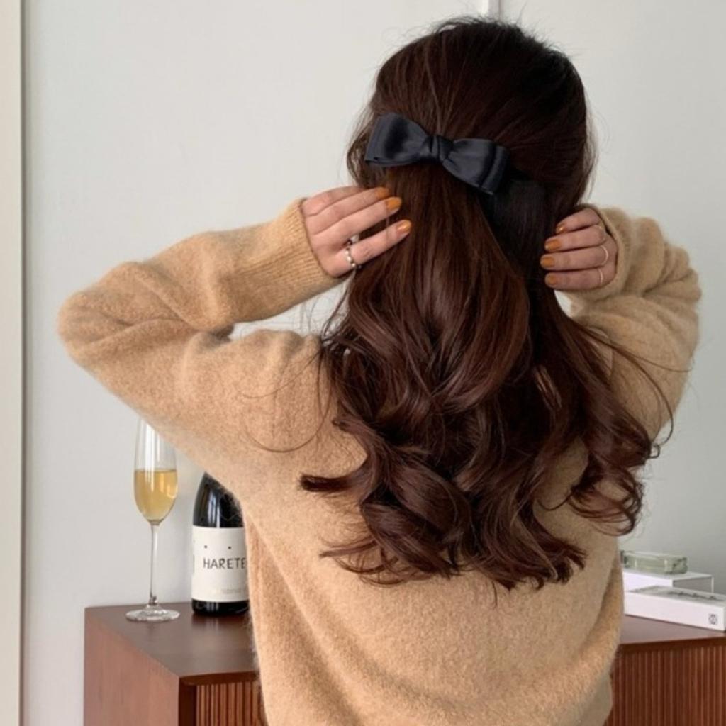 Women Korean Fashion Big Bow Spring Hair Clips Elegant Headwear for Girls Black Pink Hair Pin Simple Barrettes Hair Accessories