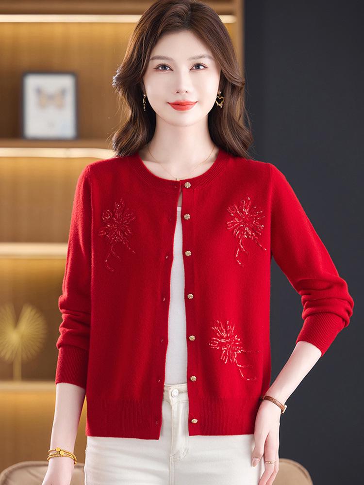 2025 Women's Luxury Wool Cardigan Sweater: Elegant Wear for Middle-Aged & Elderly