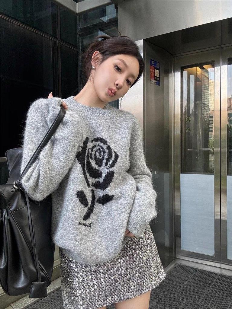 Sweet Lazy Rose Long Sleeve Knit Sweater - Women's Loose Warm Jacquard Top for Autumn Winter