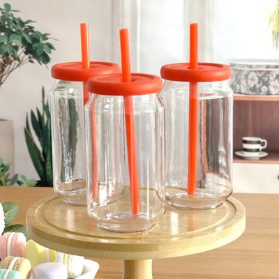 Bicchiere da Birra a Forma di Lattina in Tritan con Coperchio in Silicone 12oz Bicchiere da Bevuta Portatile Riutilizzabile per Soda, Succhi, Cocktail