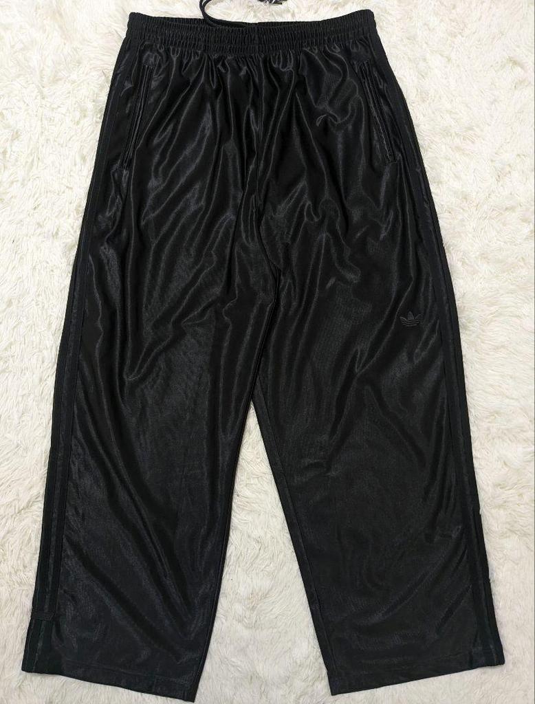 [USED] Oversized! Adidas Coated Wide Leg Track Pants in Black, Size 2XL