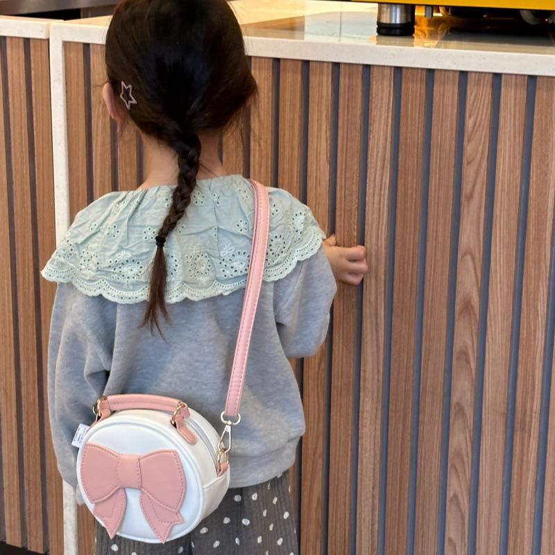 2024 Winter Fashion Cute Women's Small Handbag: Casual Fresh Student Children's Shoulder Crossbody