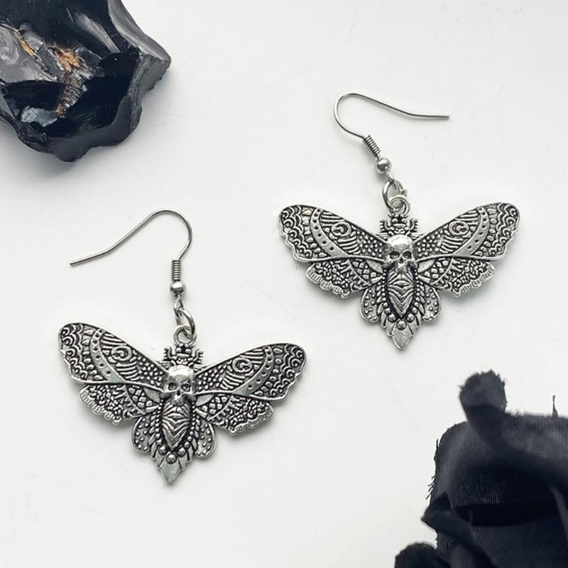 1 Pair European and American Metal Hook Earrings Retro Fashion Halloween Butterflies Skull Pendant Earrings for Women