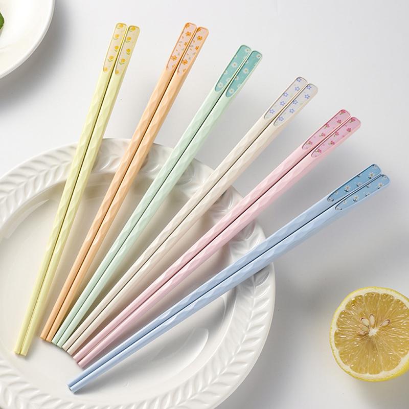 Colorful Fiberglass Chopsticks 5 Pairs Dishwasher Safe BPA Free Non-slip Reusable for Home Kitchen Dining