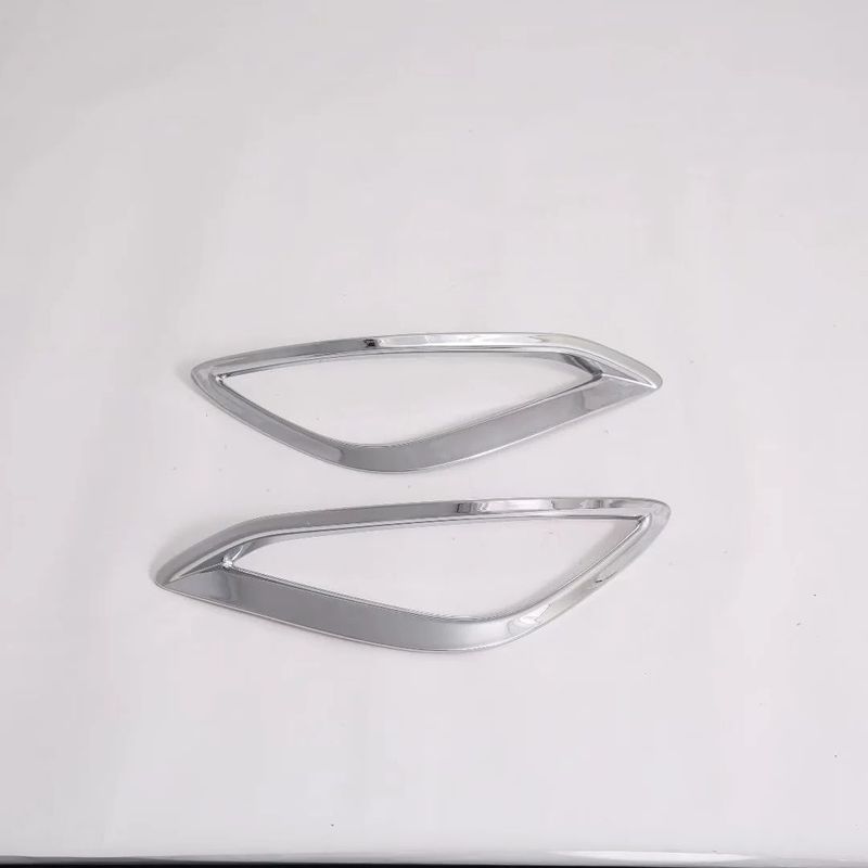 For Toyota Rush 2018     ABS Chrome Rear Tail Fog Light Lamp Cover Foglight Frame Trims Car Styling Accessories