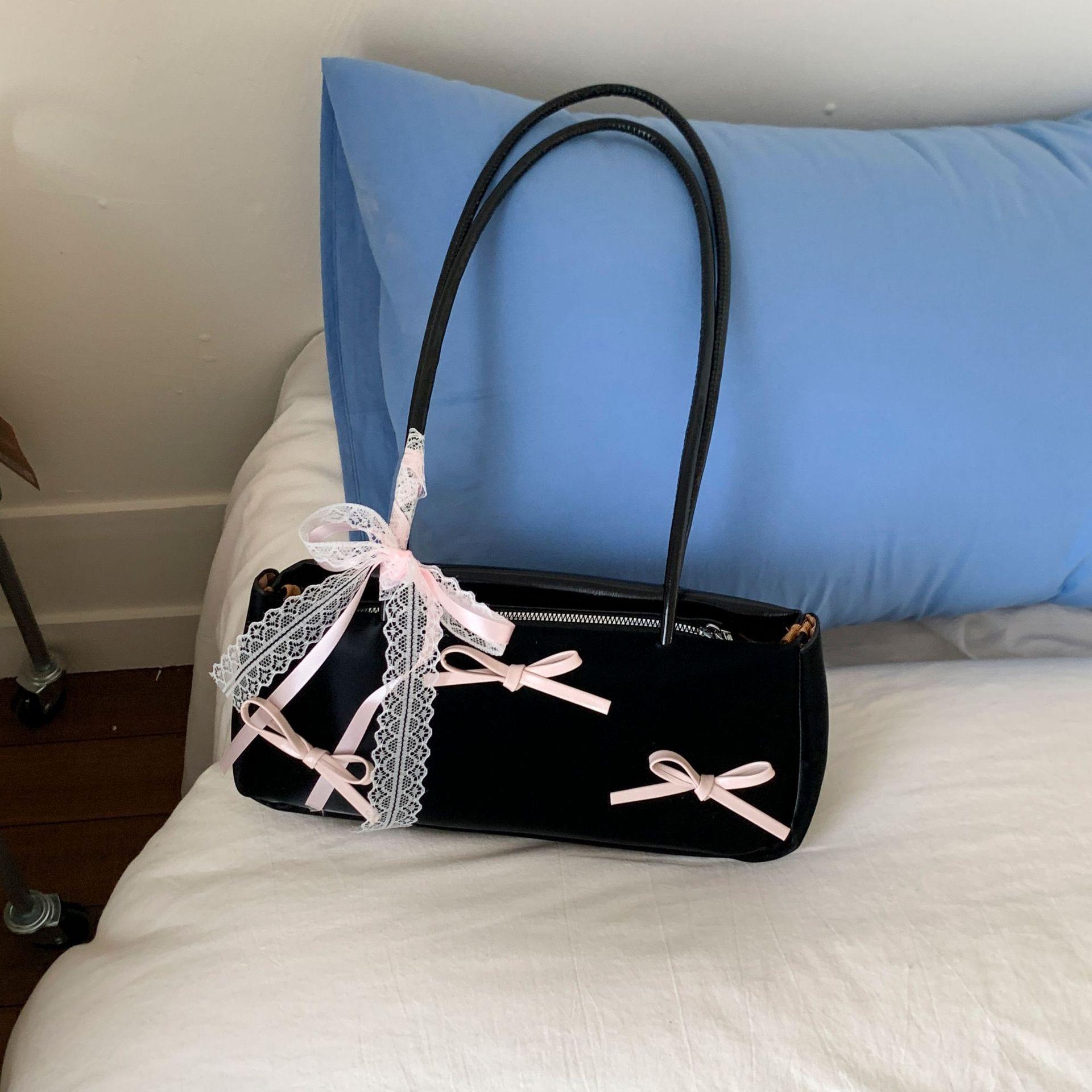 

Нишевая сумка-бант женская 2025 новая модная кружевная сумка под мышкой большой вместимости сумка на плечо чёрный