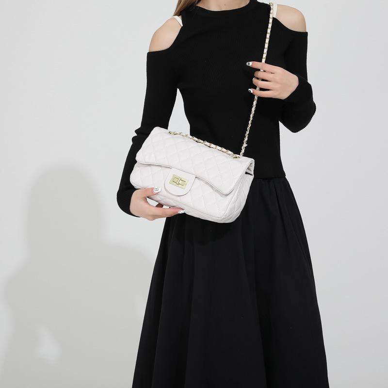 2024 Módní Argyle Vyšívaná Texturovaná Dámská Crossbody & Taška přes rameno - Velká kapacita, Ručně vyráběný řetízkový design