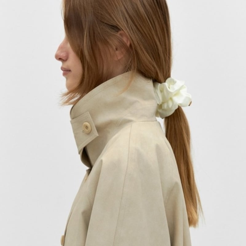 DEPOUND Heart Charm Scrunchie - Ivory