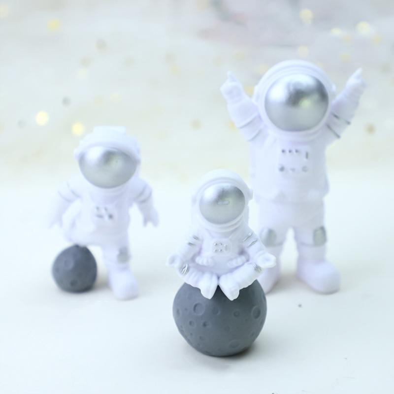 Outer Space Cake Topper Children Kids Birth Party Decor Astronaut Cakes Ornament Spaceman Universe Birthday Cake Decoration