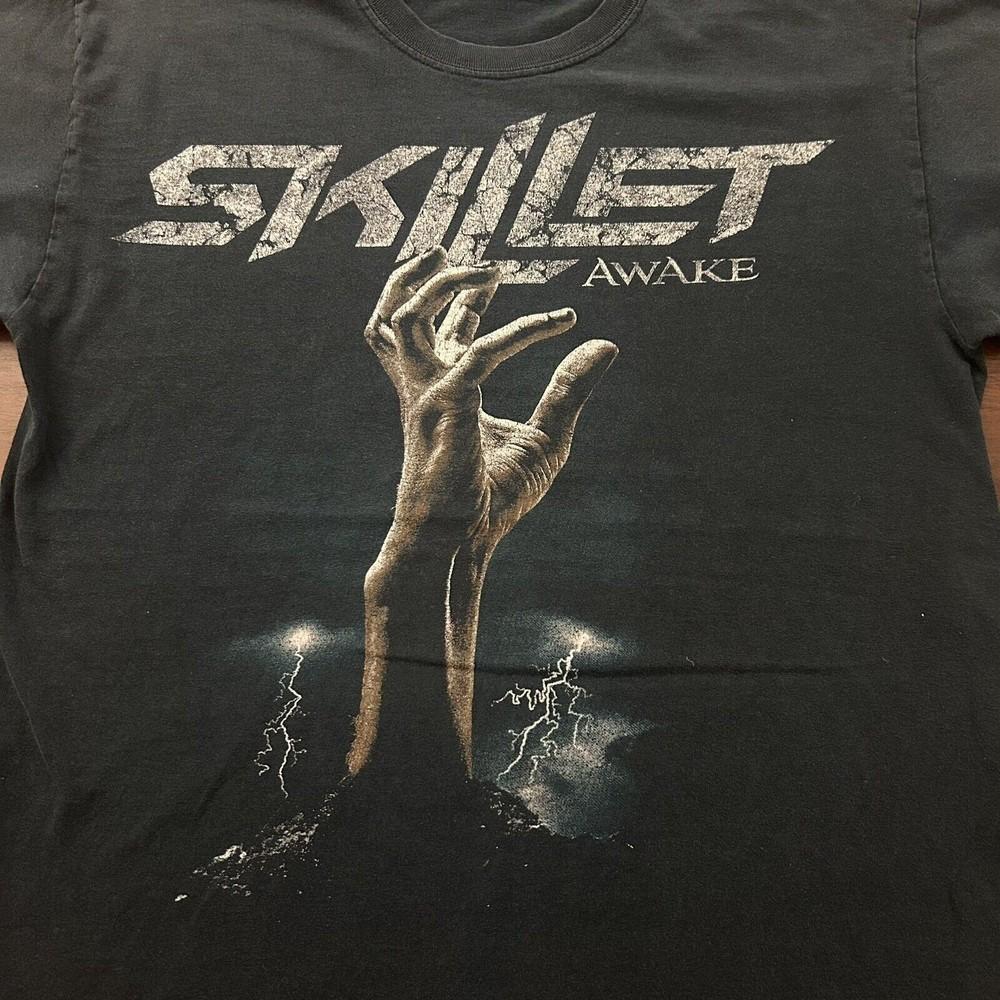 Skillet Band New Awake Hand T-Shirt Short Sleeve Black Unisex S-5XL 1V0596 Unisex T-Shirt S