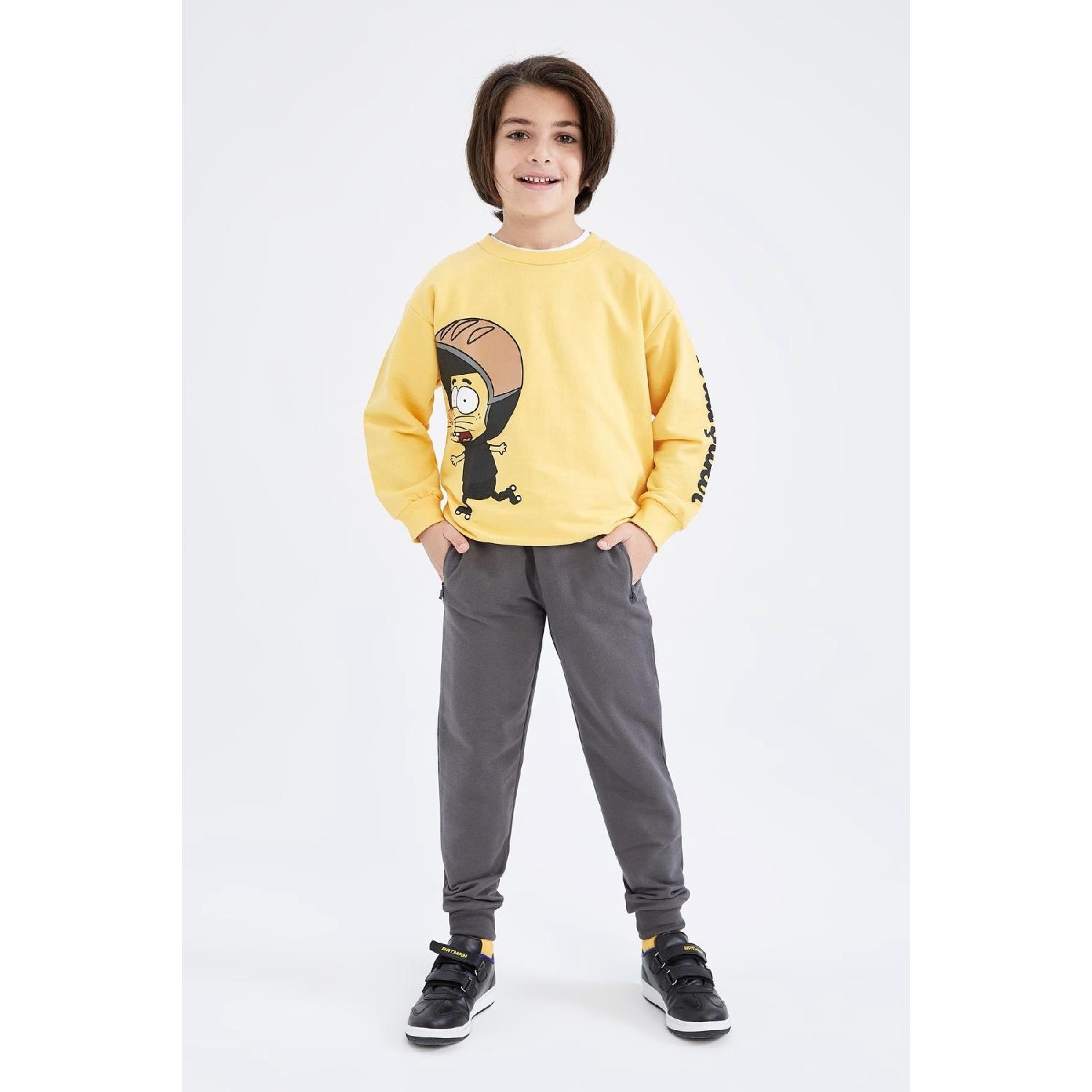 

Служба Boy Jogger Six