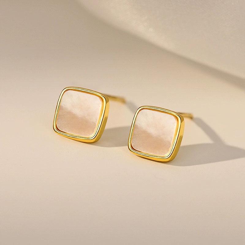 Geometric Square Shell Stud Earrings: 2024 Trendy Versatile Women's Fashion, Light Luxury Style