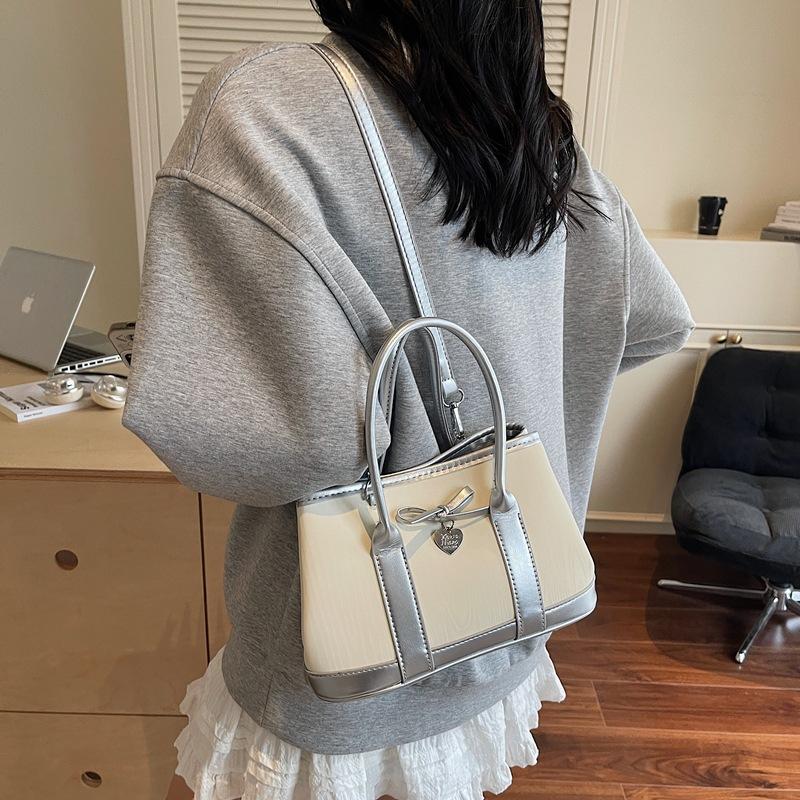 Class commuter tote bag large capacity love summer foreign style 2025 bow new casual shoulder shopping bag