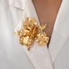 A Brooch for Women with Stereo Exaggerated Flowers, a Brooch That Can Be Selected In Various Colors, Suitable for Vacation and Street Photography