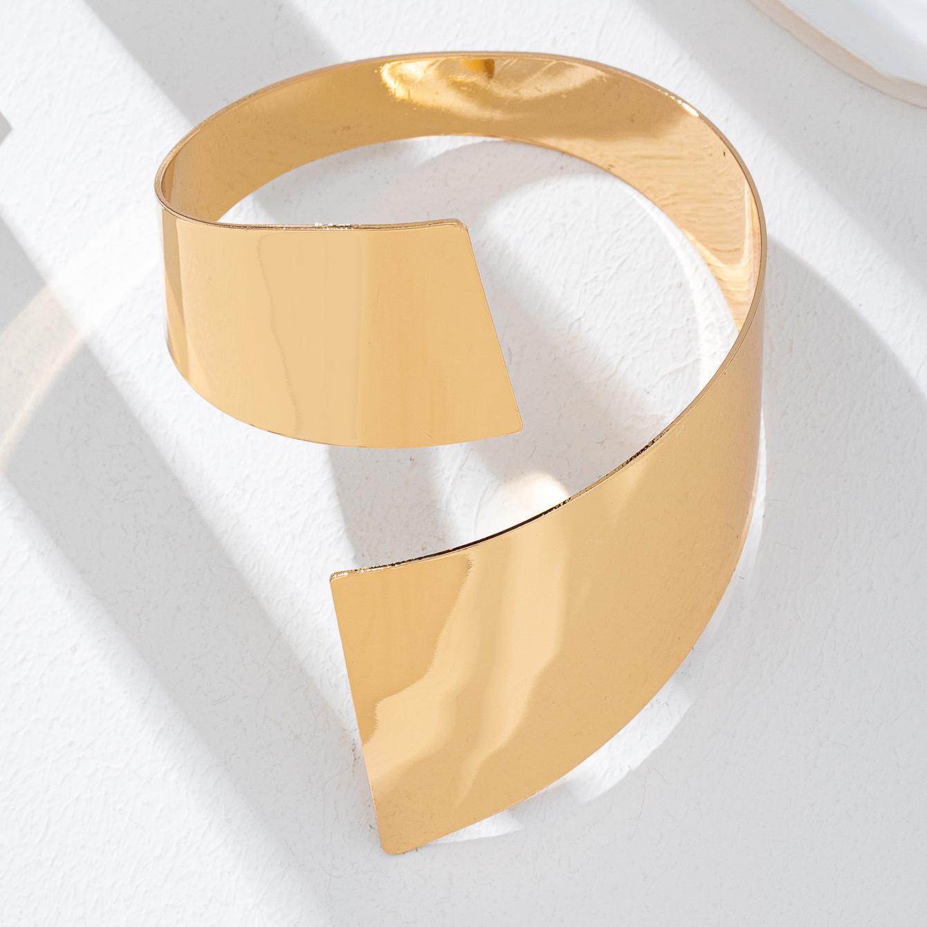 1 gold simple metal armband is suitable for women s daily wear