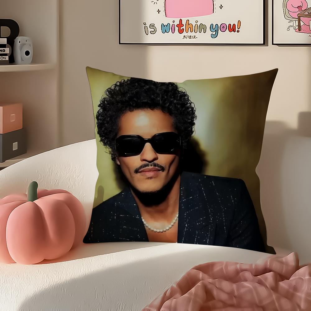 Classic Pop American Singer BBruno Mars Cushion Cover Pillowcase Short Plush Invisible zipper Room Sofa Cushion Cover