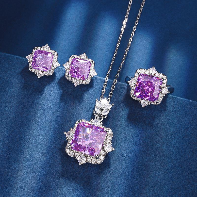 Autumn And Winter Jewelry High Carbon Diamond Ice Flower Cut Copper Inlaid Princess Square Set 12 * 12-10 * 10