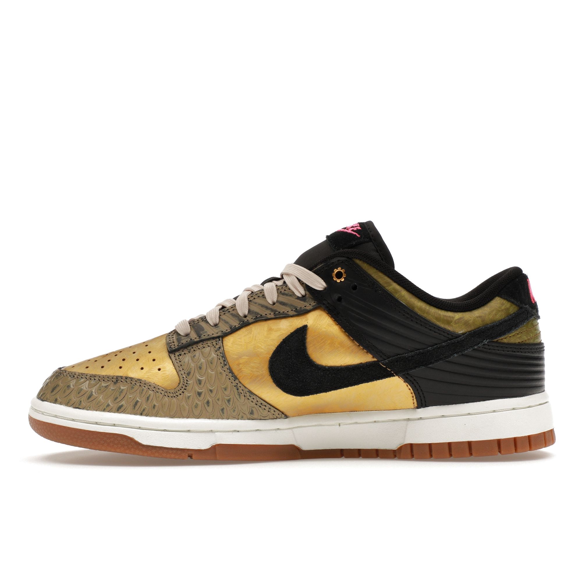 Женские кроссовки Nike Dunk Low Día De Muertos золотисто-черные хаки FQ8148-010 44.5 — фото 5