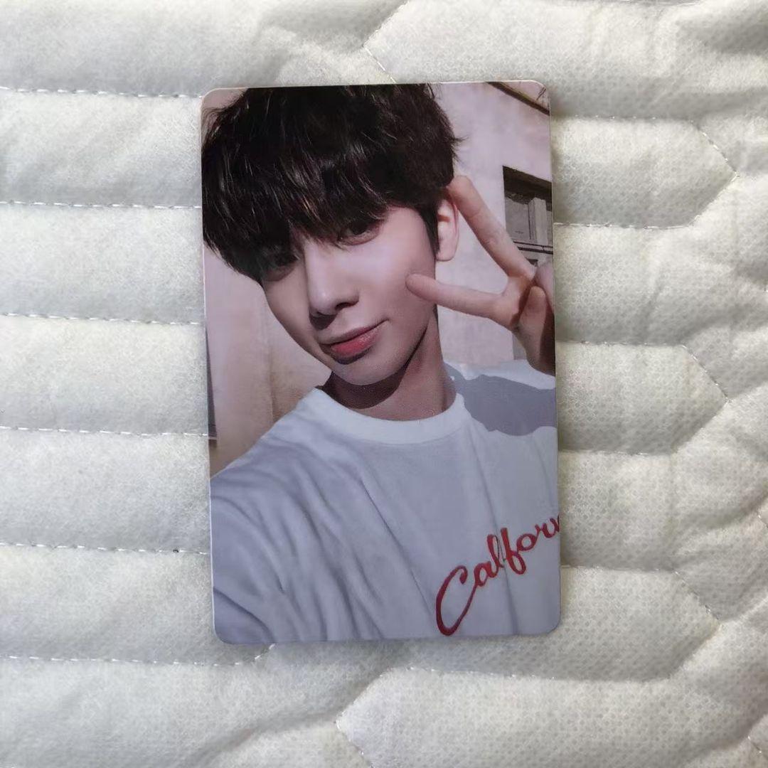 

[Б/У] Победитель кампании TXT LINE MUSIC Play: Тэхён Торговая карточка