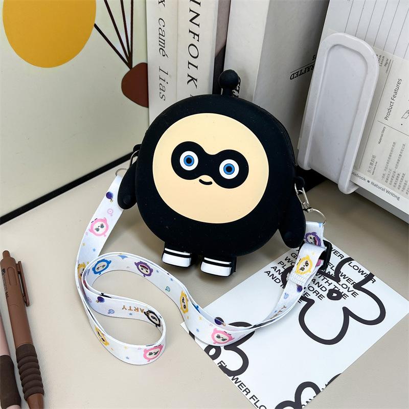 Cartoon Egg Boy Silicone Bag 2025 New Versatile Children's Messenger Change Bag Cute Girl Storage Mobile Phone Bag