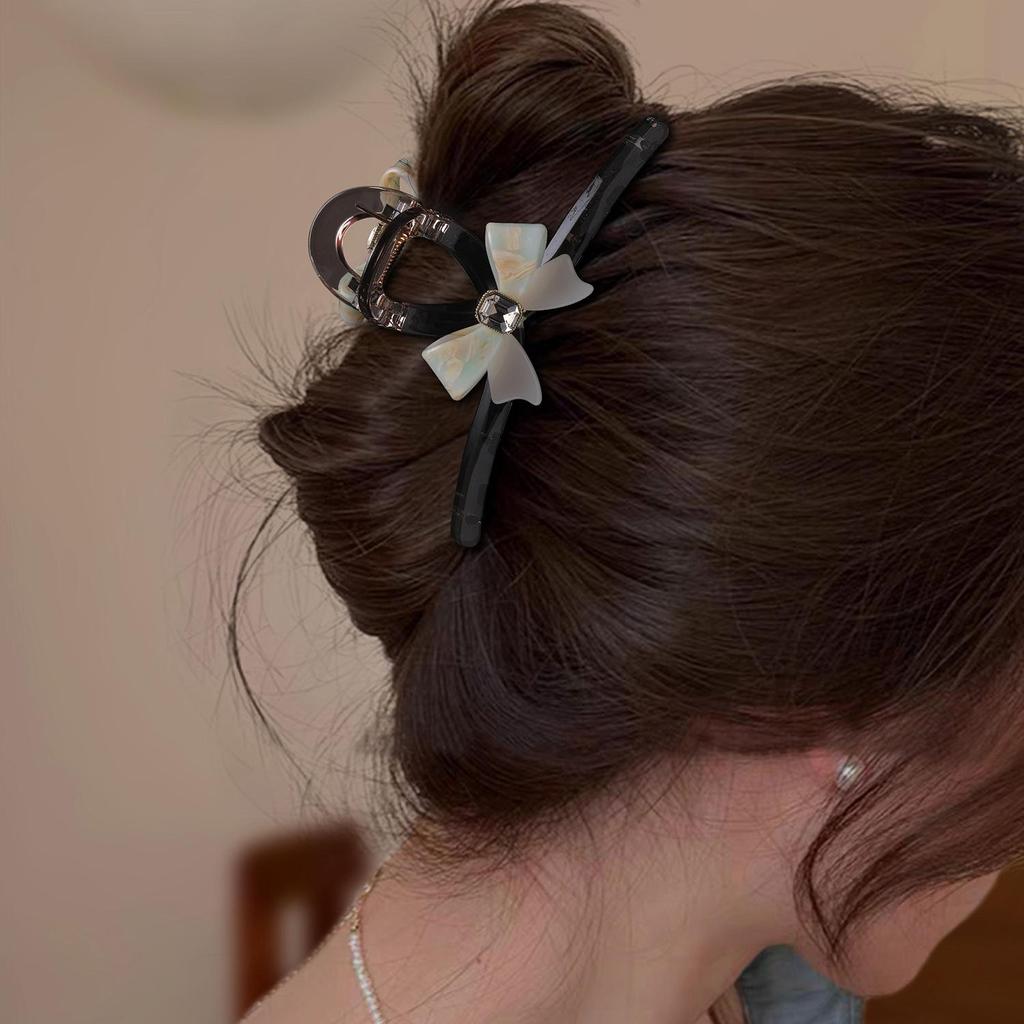 Translucent Acrylic Bow Claw Hair Clip - Stylish and Gentle Accessory for Women