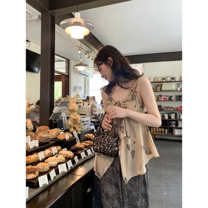 New Chinese Style Design Holiday Style Strap Camisole for Women's Summer New V-neck Niche Chic Top