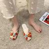 Fashion Rubber Women's Slippers and Ladies Sandals Flat Stylish Shoes Designer Luxury Summer Footwear Low Price Pvc New Style Vip Slides