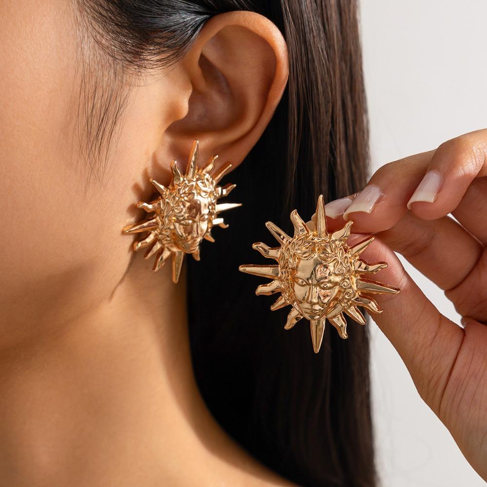 Exaggerate Personality Geometry Liquid Metal Irregular Fold Flowers Stud Earrings for Women Fashion Party Jewelry Accessory Gift